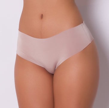 Calcinha Tipo Tanga Invisível.>Modelo tipo Calça>Cortada à Laser>Lateral em média com 9 cm>Sem costura, deixa a peça imperceptível em baixo da roupa>Não marca>Ideal para usar com...
